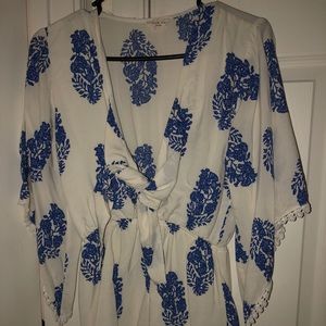 Romper with knot in the front